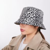 Дамска Шапка Leopard print, снимка 1 - Шапки - 45128110