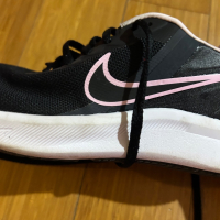 Nike обувки, снимка 3 - Детски маратонки - 45061799