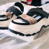 Нови рециклирани сандали на платформа, в черно и бяло, номер 35, снимка 6 - Сандали - 45386217
