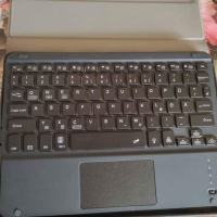 Блутут клавиатура със тъчпад и РБГ цветове нова, снимка 2 - Клавиатури и мишки - 45062097