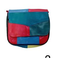 Многоцветна дамска кожена чанта за през рамо, снимка 2 - Чанти - 45857373