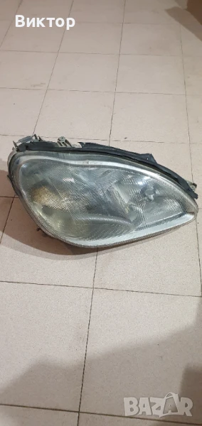 ТОП състояние,ЦЕНА десен фар за Мерцедес S class Mercedes W220, снимка 1