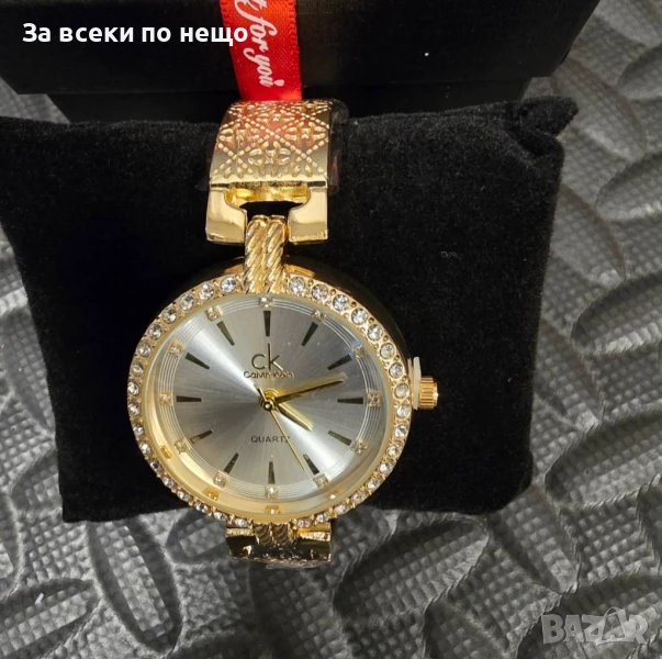 Calvin Klein Ръчен Златист Часовник С Кристали И Бял Циферблат В Кутия Код VL-128, снимка 1