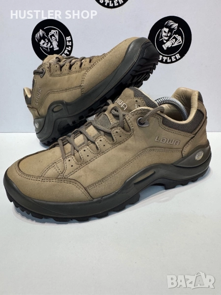 Туристически обувки LOWA.Номер 40, снимка 1