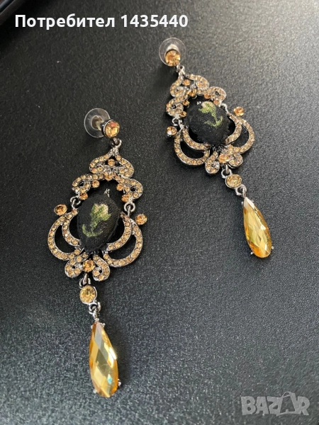 Обеци с ръчна бродерия на дизайнерката Анелия Милчева, снимка 1