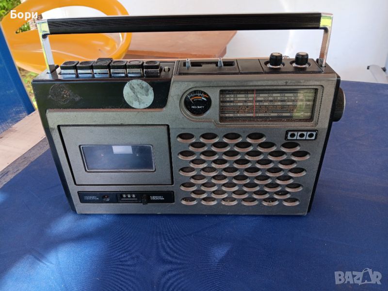 HITACHI TRK 5030E 1975г Радиокасетофон, снимка 1