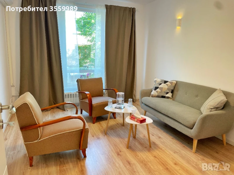 Отдава се уютен и спокоен кабинет за психотерапия и консултации в самото сърце на София, снимка 1