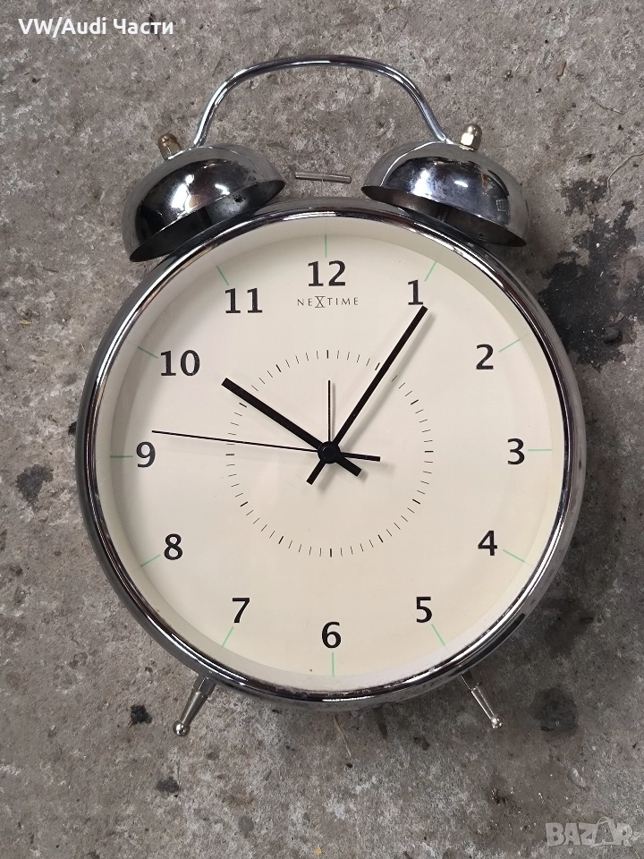 Ретро часовник NeXtime, снимка 1