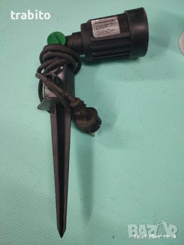 Стойка за градинска лампа