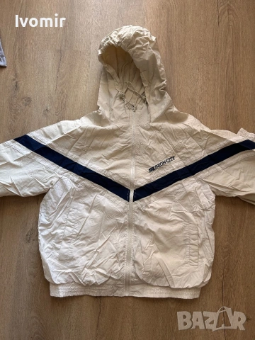 Мъжка ветровка за бягане в размер М