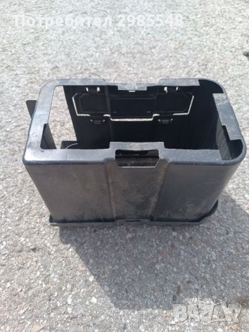 Кутия за акумулатор за Honda crv 2 бензин , снимка 3 - Аксесоари и консумативи - 45297076