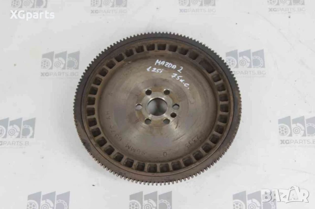 Маховик за Mazda 2 1.2i / 1.25i 75 к.с. (2003-2007), снимка 2 - Части - 50707327