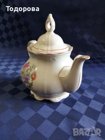 Порцеланов чайник -Сталин -Видин - 1959 г., снимка 4 - Сервизи - 45723913