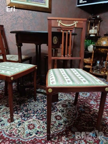 Антична Кухненска маса с 4 стола, снимка 8 - Маси - 53122203