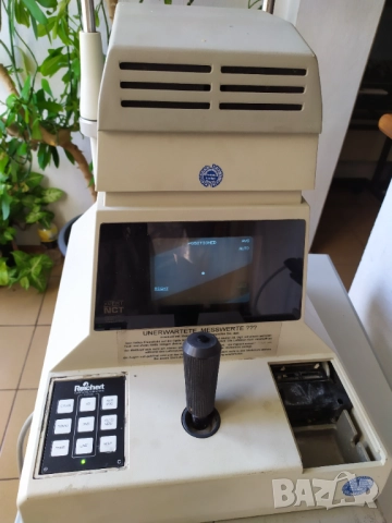 Reichert -Leica безконтактен тонометър . Офталмология