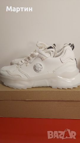 GUESS Sneakers Massa White - Номер 43, снимка 5 - Кецове - 46282005