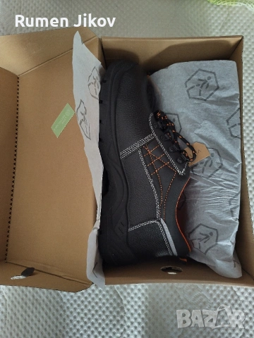 Продавам нови мъжки Обувки , снимка 4 - Ежедневни обувки - 53484840