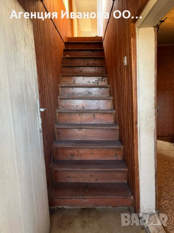 Къща с просторен двор в центъра на село Горица, община Попово, снимка 9 - Къщи - 54189185