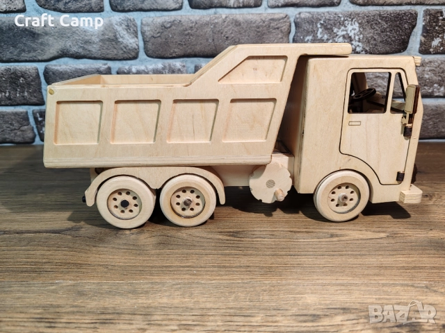 Дървен модел на камион – Самосвал – Craft Camp, снимка 4 - Коли, камиони, мотори, писти - 52736611