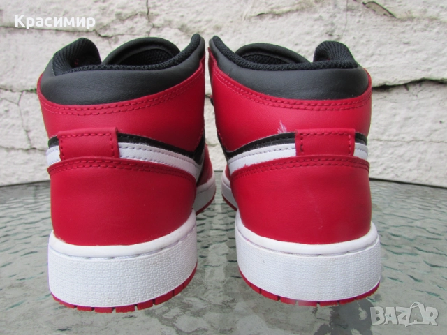 Маратонки Nike Air Jordan 1 Mid, снимка 7 - Детски маратонки - 52523506