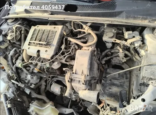 Toyota qris 2005g 1.4 na chasti , снимка 3 - Части - 49722112