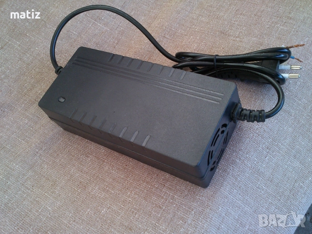 Зарядно за триколка 48v