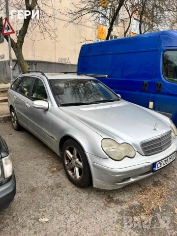 Mercedes Benz C220, снимка 2 - Автомобили и джипове - 52979107