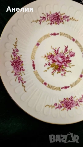 Плато голямо с рози от ГДР , снимка 2 - Чинии - 51266205