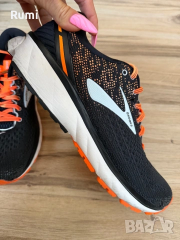 Оригинални  мъжки маратонки Brooks Ghost 11 ! 43 н, снимка 10 - Маратонки - 35934987