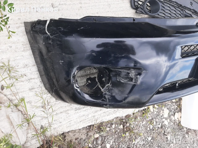 Броня Тойота Рав 4 2003-2005, снимка 2 - Части - 50463461