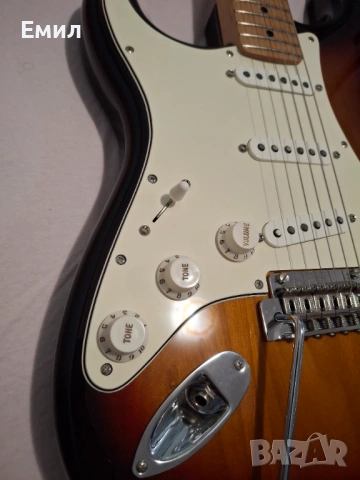 Електрическа / рок китара Fender за лява ръка, снимка 2 - Китари - 53180866