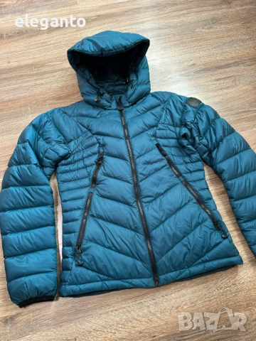 Висок клас дамска пухенка Revolution Race Gravity Down Winter Jacket , M размер, снимка 7 - Якета - 53522769