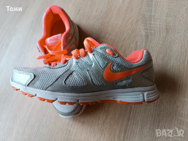 Маратонки Nike , снимка 2 - Маратонки - 49662355