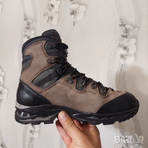 туристически обувки Lowa Camino GTX Gore-Tex  номер 41-41,5, снимка 10 - Други - 47709822