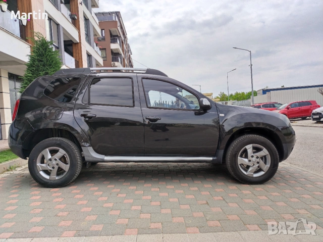 Dacia Duster 1.6i бензин/газ, снимка 8 - Автомобили и джипове - 53577314