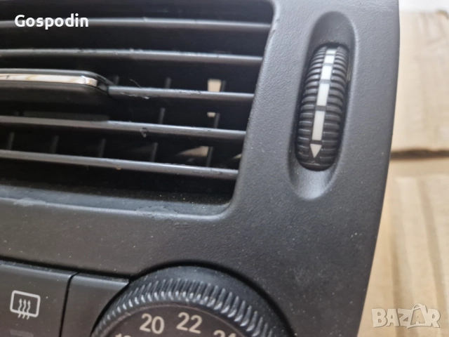 Панел въздуховод среден черен Мерцедес Екласа w211фейс.Панел климатроник w211,w204,w164,w212, снимка 4 - Части - 16474881