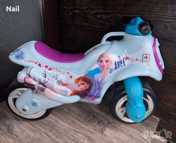 Балансиращ мотор Frozen Neox Ride-On Motorbike Injusa Замръзналото кралство 2, снимка 4 - Детски велосипеди, триколки и коли - 52376544