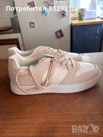 Женски обувки, снимка 2 - Маратонки - 53692114