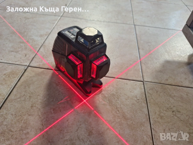 Лазерен нивелир Bosch GLL 3-80P