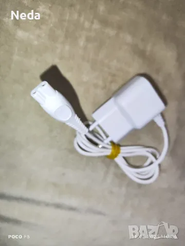 Зарядно за тример Philips , снимка 2 - Тримери - 50239087