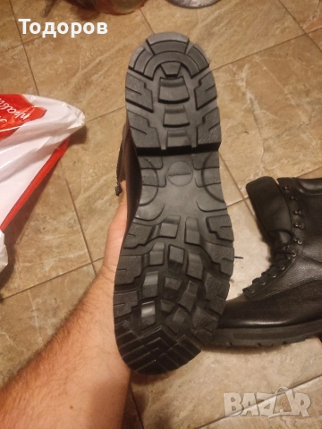 военни кубинки нови 47 номер, снимка 3 - Мъжки боти - 53739409