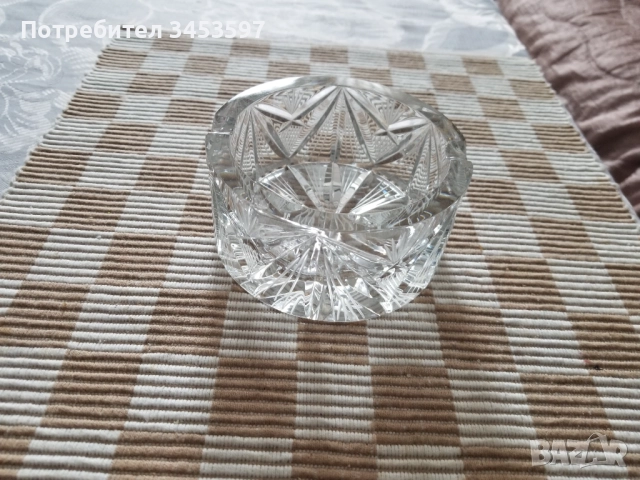 Кристален масивен пепелник 15 см, снимка 3 - Други стоки за дома - 49306997