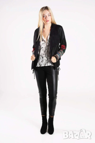 Desigual - страхотно дамско яке р-р 42/L, снимка 3 - Якета - 53992959
