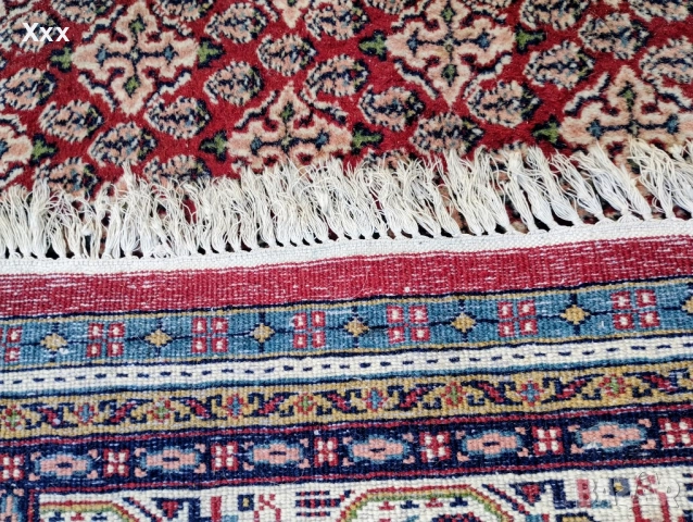 Ръчно тъкан вълнен персийски килим.Ирански., снимка 4 - Килими - 51713706