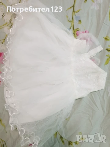 Детска официална рокля, снимка 3 - Бебешки рокли - 50792414