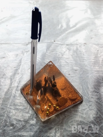 Пирамида , поставка за химикалки, снимка 4 - Антикварни и старинни предмети - 54182259