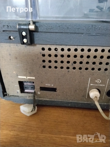 Продавам радиограмофон Кантата 4, произведен в ДСО - РЕСПРОМ България, снимка 10 - Грамофони - 53902949