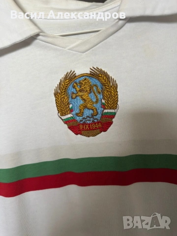 Блуза на националния отбор на НРБ от филма Гунди - легенда за любовта, снимка 2 - Колекции - 53559356