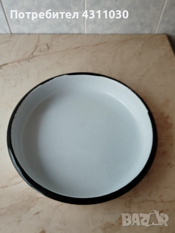 Нови емаилирани тави от 70-80те години, снимка 13 - Съдове за готвене - 54268200