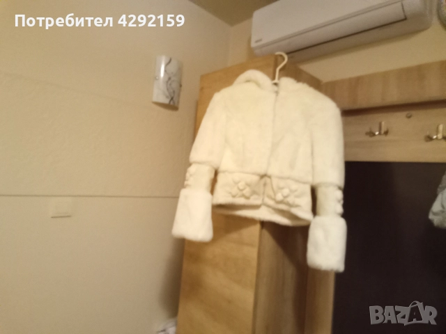 Дамско зимно яке ,стои страхотно,обличано 2 пъти, снимка 4 - Якета - 52776683